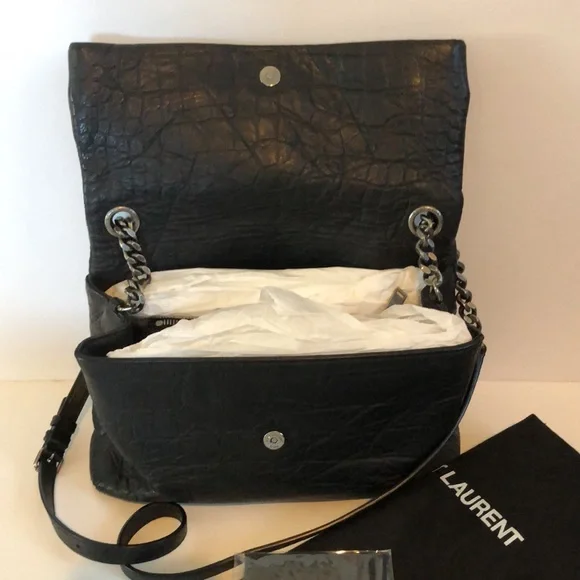 🤍TIMELESS Beautiful YSL Bag🤍 - Picture 5 of 16